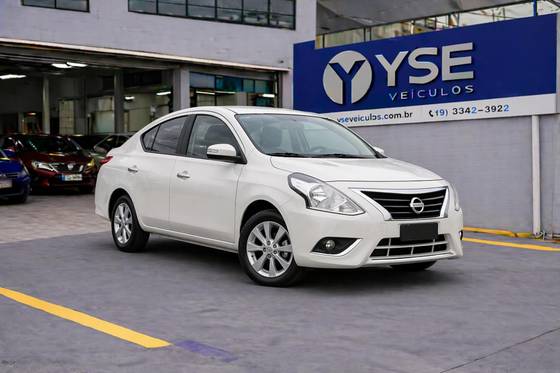 NISSAN VERSA 1.6 16V FLEXSTART SV 4P XTRONIC NISSAN VERSA 1.6 16V FLEXSTART SV 4P XTRONIC